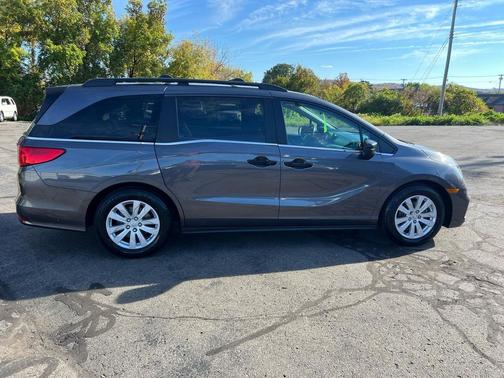 2020 Honda Odyssey LX Auto