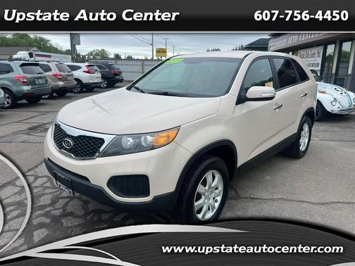 Beige 2011 Kia Sorento LX