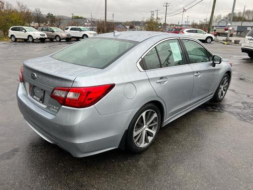 2017 Subaru Legacy Limited