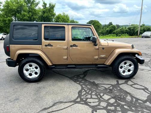 2015 Jeep Wrangler Unlimited Sahara