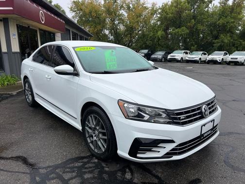 2016 Volkswagen Passat 1.8T R-Line