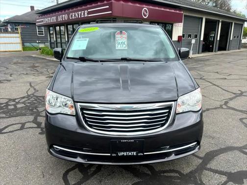 2015 Chrysler Town & Country Touring