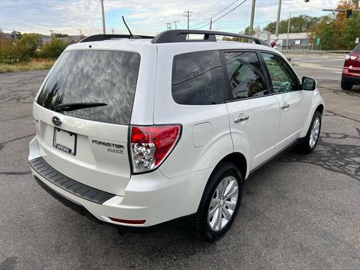 2011 Subaru Forester 2.5 X Premium