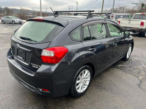2014 Subaru Impreza 2.0i Premium