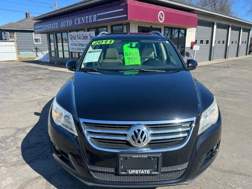 2011 Volkswagen Tiguan SE