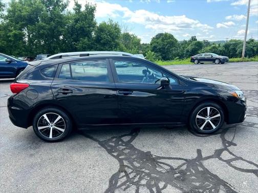 2019 Subaru Impreza 2.0i Premium