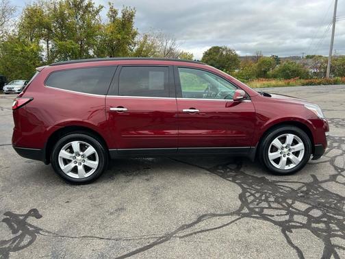 2017 Chevrolet Traverse 1LT