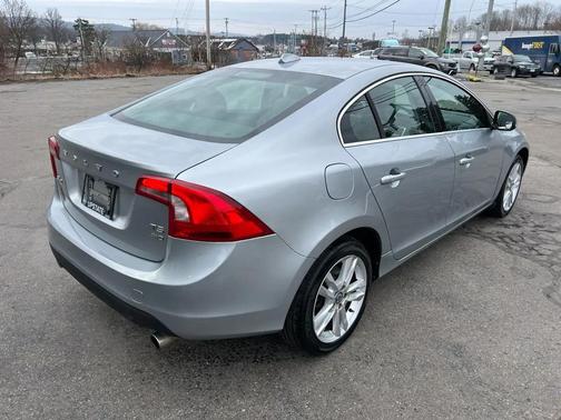 2013 Volvo S60 T5