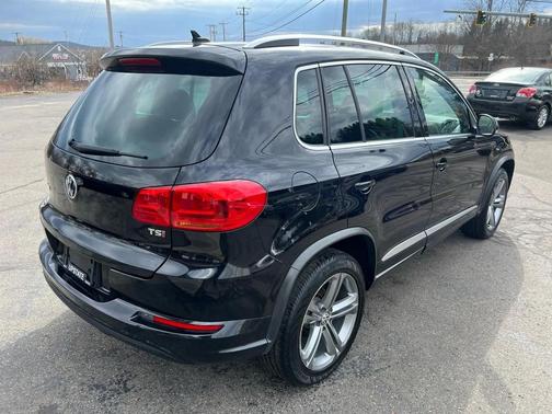 2017 Volkswagen Tiguan 2.0T Sport