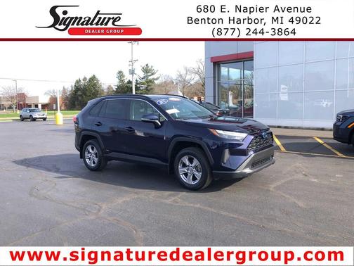 2022 Toyota RAV4 Hybrid XLE