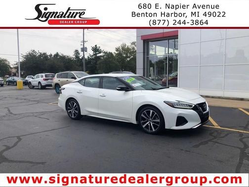 2023 Nissan Maxima SV Xtronic CVT