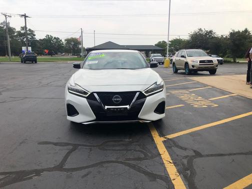 2023 Nissan Maxima SV Xtronic CVT