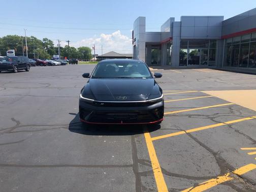 2025 Hyundai ELANTRA N Base