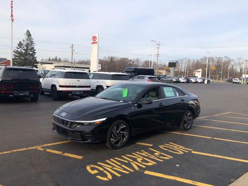 2026 Hyundai ELANTRA HEV Limited