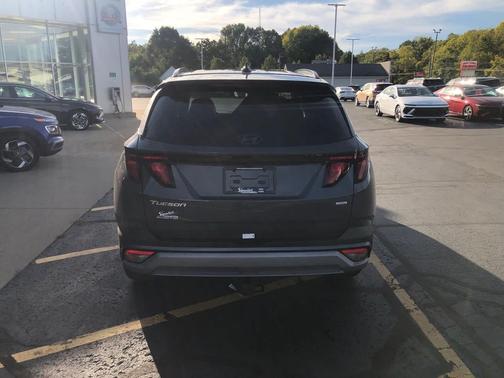 2026 Hyundai TUCSON SEL