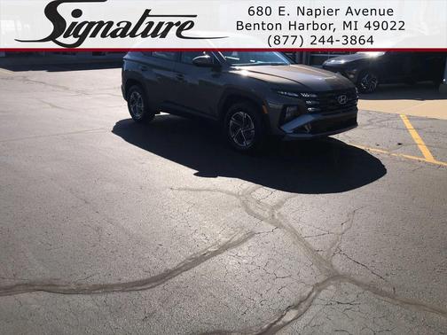 Cashmere Bronze 2026 Hyundai TUCSON Hybrid Blue SE