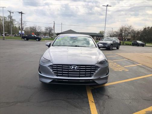 2023 Hyundai SONATA Hybrid SE