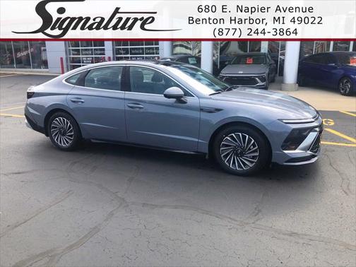 2025 Hyundai SONATA Hybrid Limited