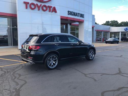 2022 Mercedes-Benz GLC 300 4MATIC