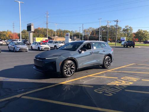 2025 Toyota Crown Signia Limited