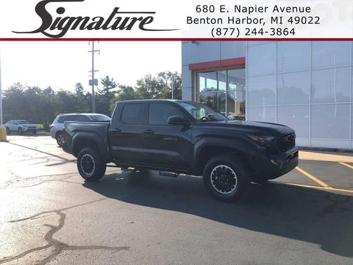 2025 Toyota Tacoma TRD Off Road