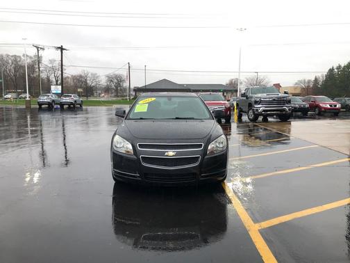 Black Granite Metallic 2011 Chevrolet Malibu 1LT