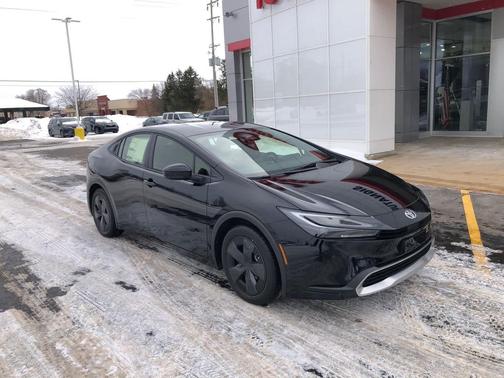 2026 Toyota Prius Plug-In Hybrid SE