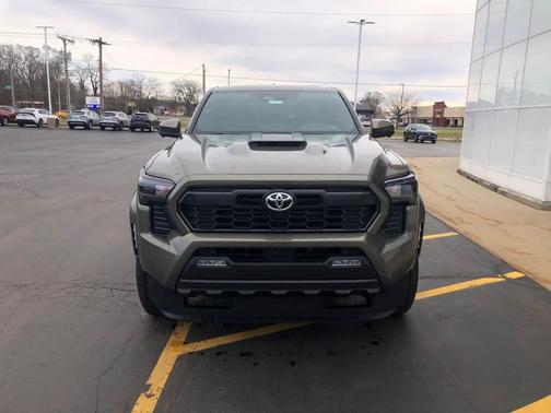 Bronze Oxide 2026 Toyota Tacoma TRD Sport