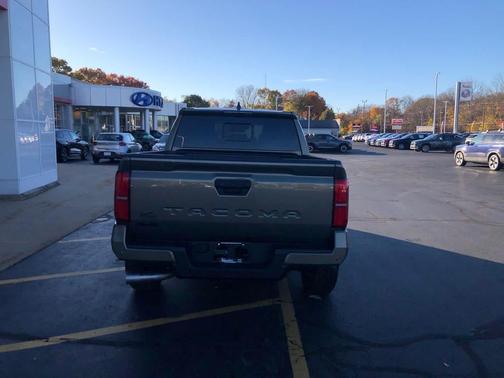 2025 Toyota Tacoma TRD Off Road