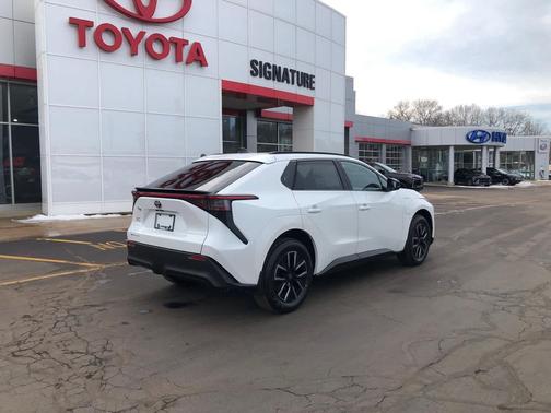2026 Toyota bZ XLE