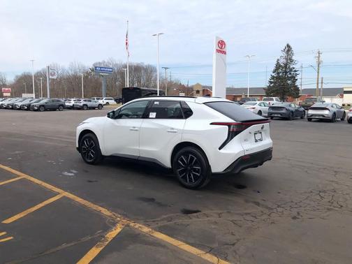 2026 Toyota bZ XLE