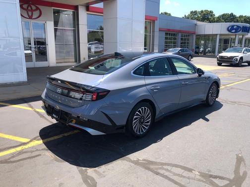 Transmission Blue 2025 Hyundai SONATA Hybrid Limited