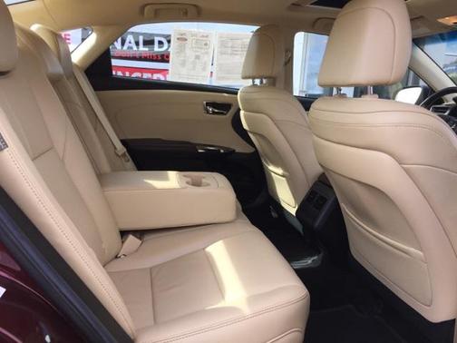 2016 Toyota Avalon Hybrid XLE Premium