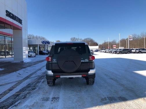 2010 Toyota FJ Cruiser Base