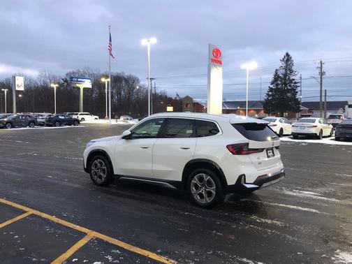 2025 BMW X1 xDrive28i