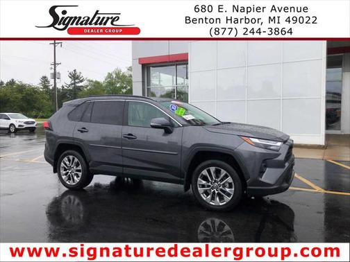 2024 Toyota RAV4 XLE Premium