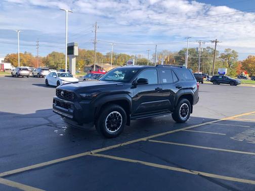 2025 Toyota 4Runner TRD Off Road