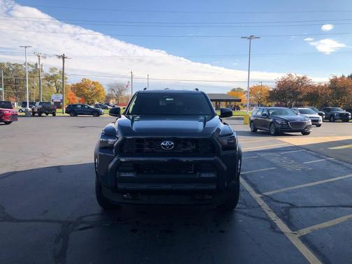2025 Toyota 4Runner TRD Off Road