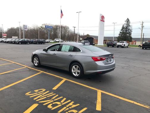 Sterling Gray Metallic 2023 Chevrolet Malibu 1LS