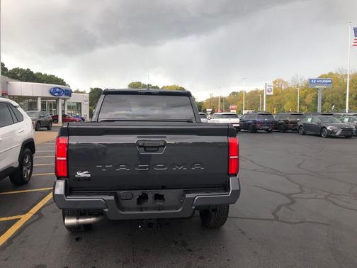 2025 Toyota Tacoma TRD Off Road