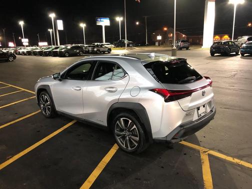 2020 Lexus UX 250h Base
