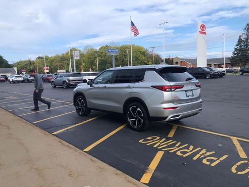 2024 Mitsubishi Outlander SE 2.5 S-AWC