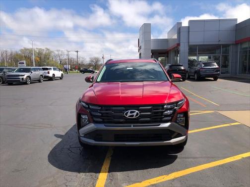 2025 Hyundai TUCSON SEL