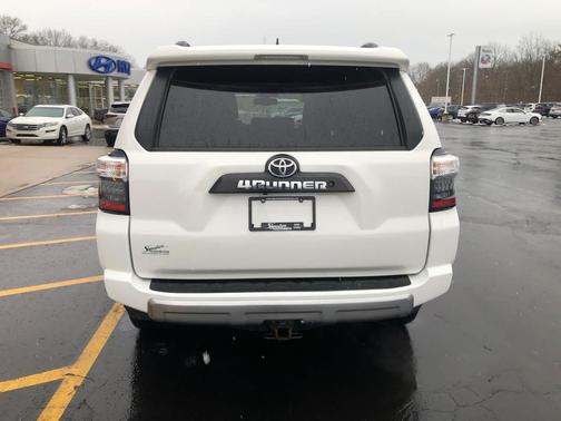 2018 Toyota 4Runner TRD Off Road Premium
