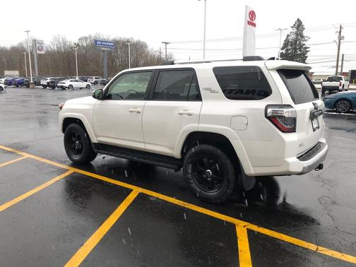 2018 Toyota 4Runner TRD Off Road Premium