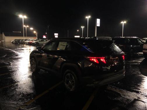 2026 Hyundai TUCSON Hybrid Blue SE