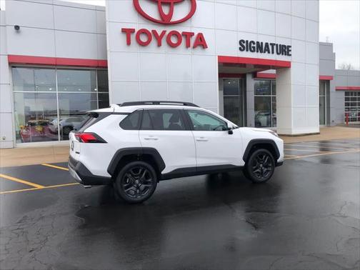 2023 Toyota RAV4 Adventure