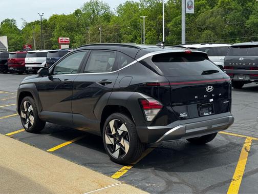Abyss Black Pearl 2026 Hyundai KONA Limited