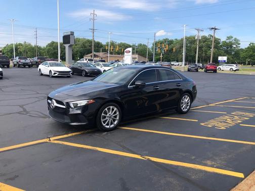 Cosmos Black Metallic 2019 Mercedes-Benz A-Class A 220