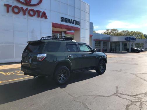 Army Green 2022 Toyota 4Runner Trail Special Edition